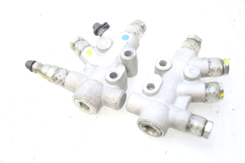 photo de DISTRIBUIDOR DE FREIO PIAGGIO MP3 500 (2011 - 2015) - Zoom do estado de desgaste