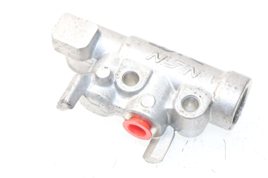 photo de DISTRIBUIDOR DE FREIO HONDA NSS EX FORZA 250 (2005 - 2013) - Zoom do estado de desgaste