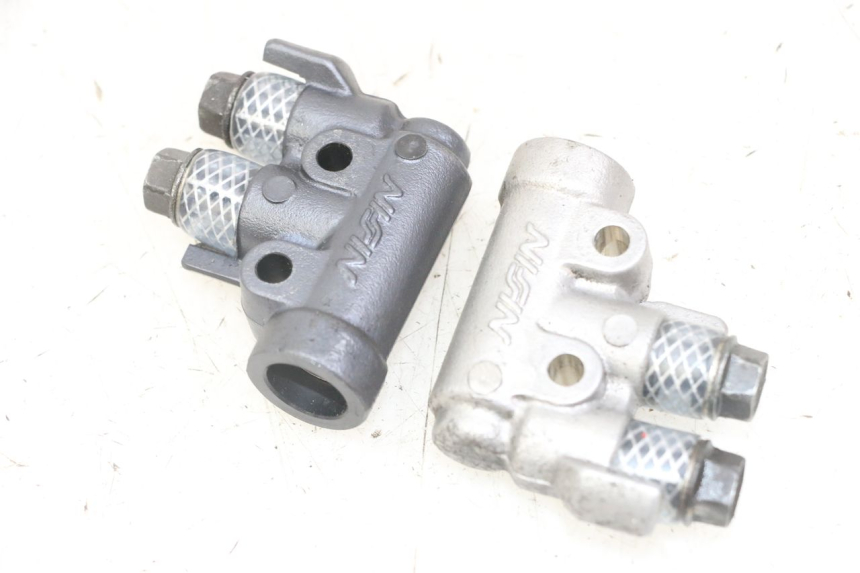 photo de DISTRIBUIDOR DE FREIO PEUGEOT SATELIS 125 (2013 - 2018) - Zoom do estado de desgaste