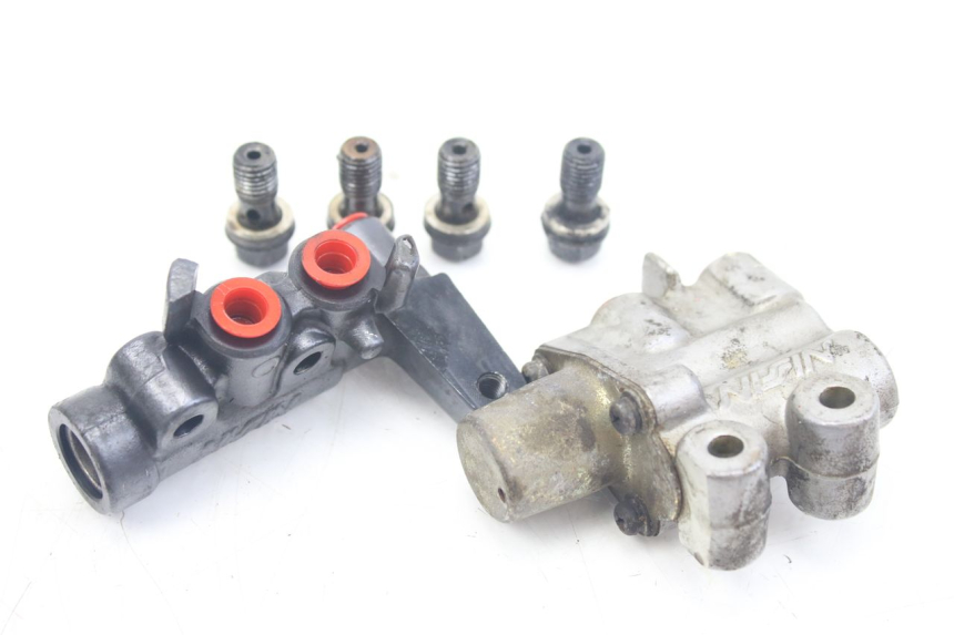 photo de DISTRIBUIDOR DE FREIO HONDA VFR FI RC46 800 (1998 - 2001) - Vista principal