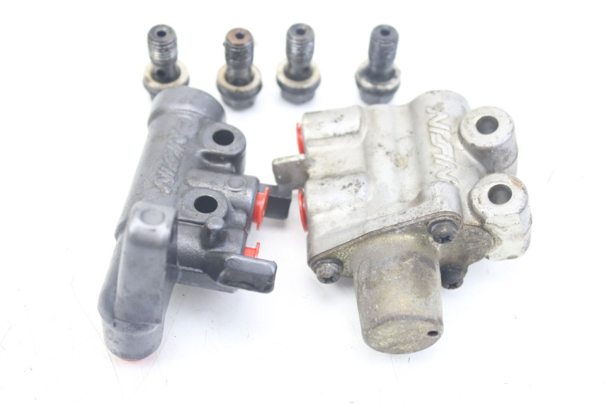 photo de DISTRIBUIDOR DE FREIO HONDA VFR FI RC46 800 (1998 - 2001) - Outro ângulo de visão