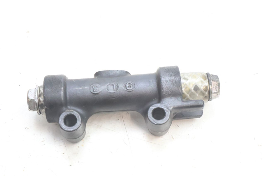 photo de DISTRIBUIDOR DE FREIO KAWASAKI ZZR 600 (1995 - 2004) - Detalhe da peça
