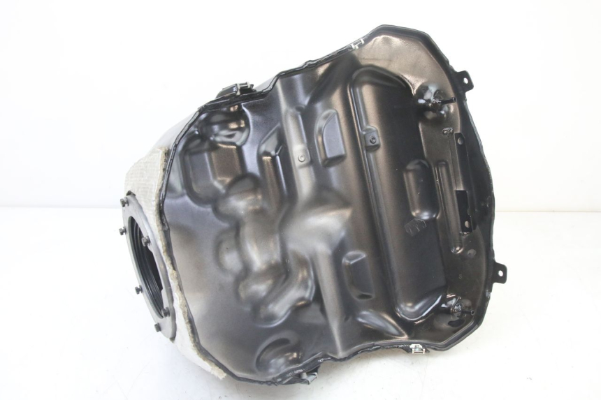 photo de RESERVATÓRIO DE COMBUSTÍVEL BMW S RR ABS S1000RR 1000 (2015 - 2018) - Detalhes característicos
