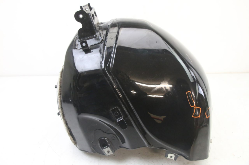 photo de RESERVATÓRIO DE COMBUSTÍVEL BMW S RR ABS S1000RR 1000 (2015 - 2018) - Pontos de fixação