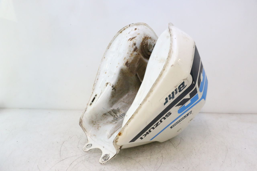 photo de RESERVATÓRIO DE COMBUSTÍVEL SUZUKI DR S 600 (1985 - 1989) - Ampliação técnica