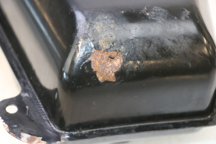 photo de RESERVOIR ESSENCE KEEWAY F-ACT FACT EVO 50 (2020 - 2026) - Pontos de fixação