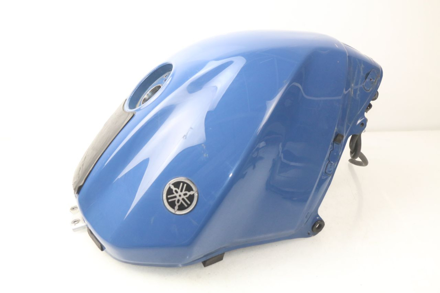 photo de RESERVATÓRIO DE COMBUSTÍVEL YAMAHA FJR ABS 1300 (2006 - 2012) - Detalhes característicos