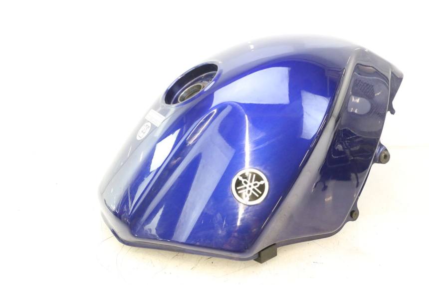 photo de RESERVATÓRIO DE COMBUSTÍVEL YAMAHA FJR 1300 (2001 - 2005) - Detalhes característicos