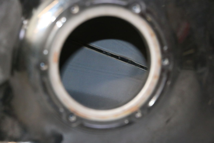 photo de RESERVATÓRIO DE COMBUSTÍVEL YAMAHA FZ6 FAZER S2 600 (2007 - 2011) - Detalhe da peça
