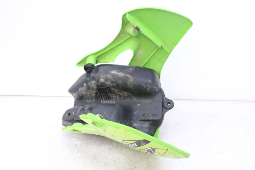 photo de RESERVATÓRIO DE COMBUSTÍVEL KAWASAKI KX 65 (2000 - 2019) - Zoom do estado de desgaste