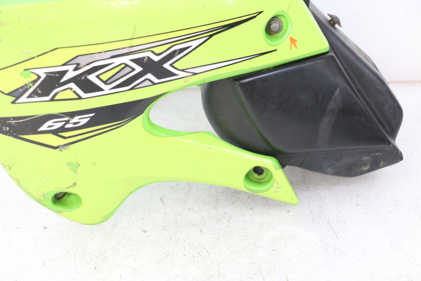 photo de RESERVATÓRIO DE COMBUSTÍVEL KAWASAKI KX 65 (2000 - 2019) - Estado da superfície