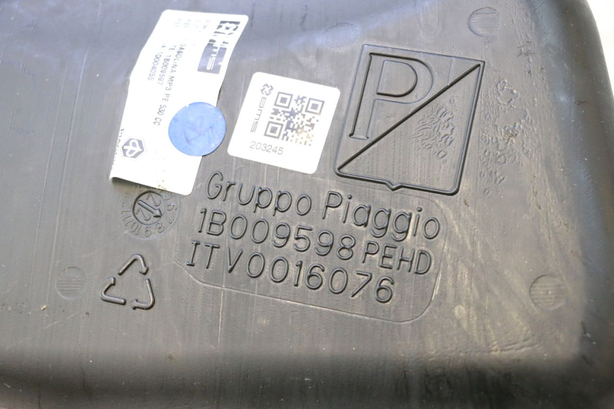 photo de RESERVATÓRIO DE COMBUSTÍVEL PIAGGIO MP3 HPE 530 (2022 - 2026) - Detalhe da peça