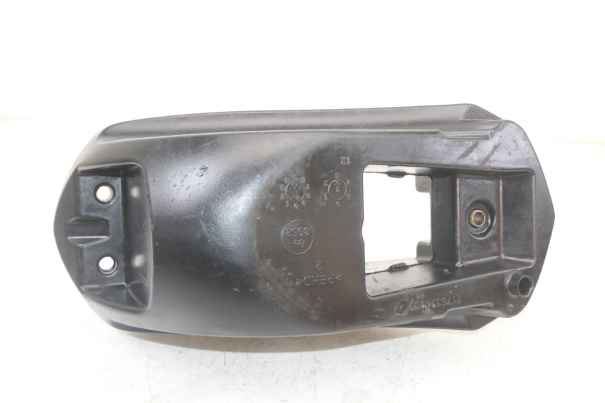 photo de RESERVATÓRIO DE COMBUSTÍVEL PEUGEOT LUDIX 50 (2005 - 2007) - Pontos de fixação