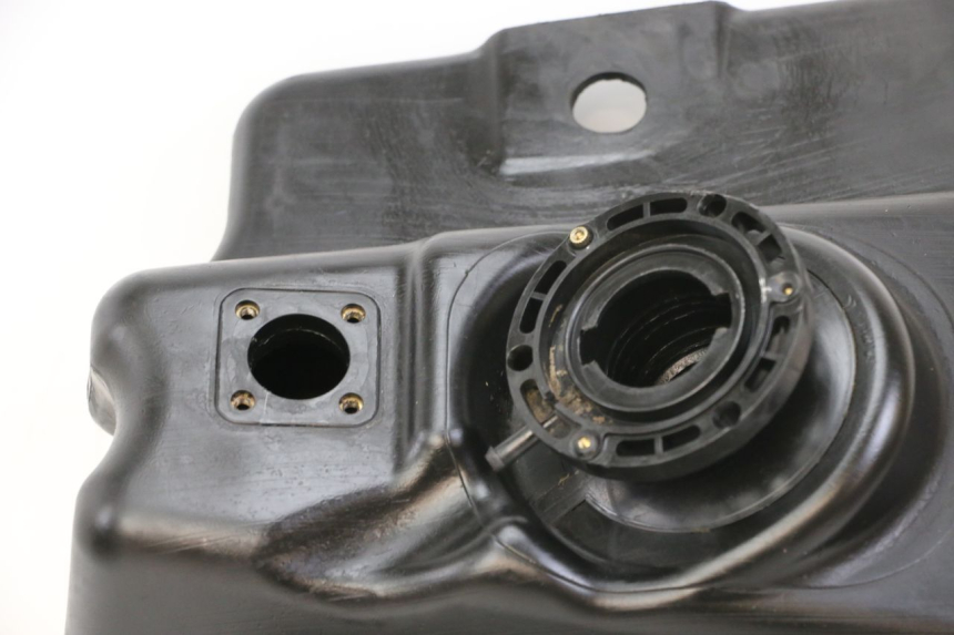 photo de RESERVATÓRIO DE COMBUSTÍVEL PEUGEOT SPEEDFIGHT 3 LC 2T 50 (2009 - 2015) - Ampliação técnica