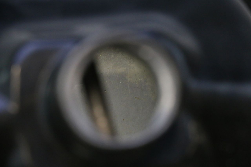 photo de RESERVATÓRIO DE COMBUSTÍVEL TNT MOTOR ROMA 10' 2T 50 (2011 - 2018) - Pontos de fixação