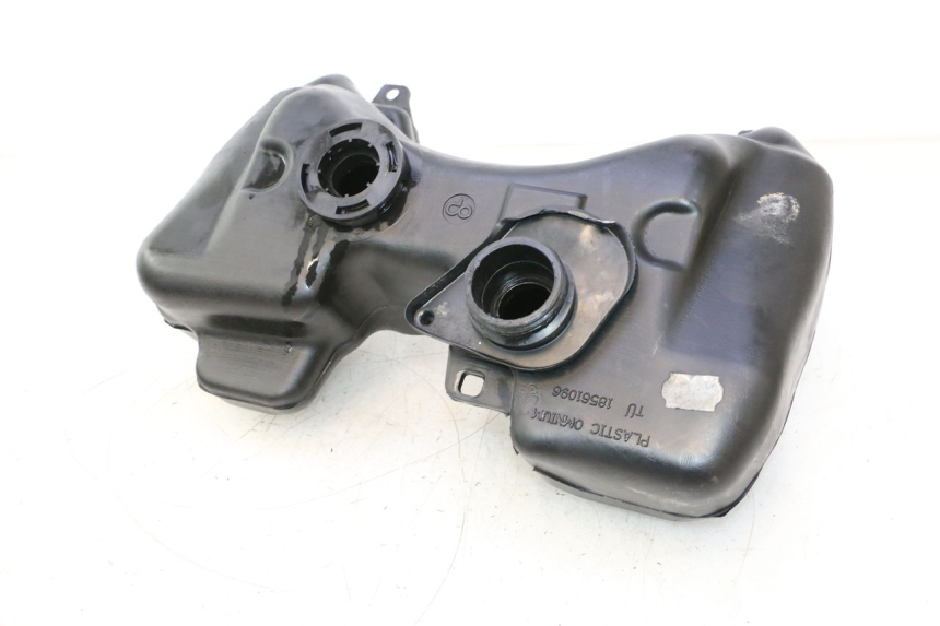 photo de RESERVATÓRIO DE COMBUSTÍVEL PEUGEOT SPEEDFIGHT LC 50 (1996 - 2002) - Pontos de fixação