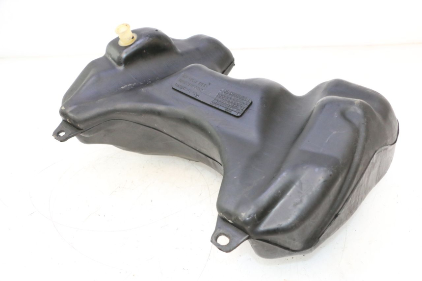 photo de RESERVATÓRIO DE COMBUSTÍVEL PEUGEOT SPEEDFIGHT LC 50 (1996 - 2002) - Detalhe da peça