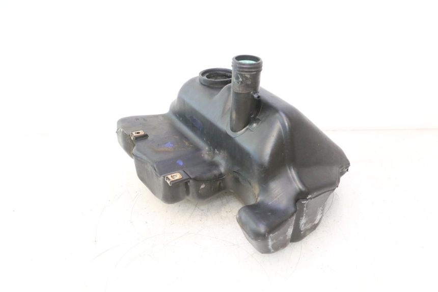 photo de RESERVATÓRIO DE COMBUSTÍVEL PIAGGIO VESPA LX 2T 50 (2005 - 2013) - Pontos de fixação
