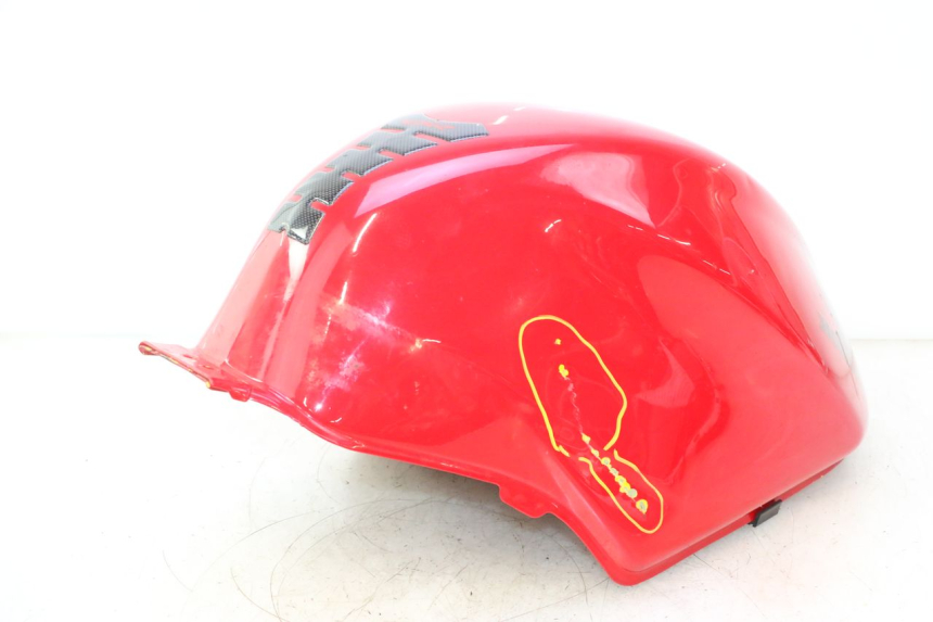 photo de RESERVATÓRIO DE COMBUSTÍVEL HONDA VFR FI RC46 800 (1998 - 2001) - Zoom do estado de desgaste