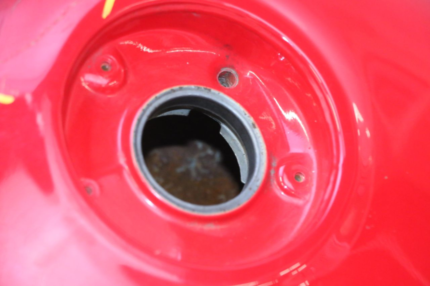 photo de RESERVATÓRIO DE COMBUSTÍVEL HONDA VFR FI RC46 800 (1998 - 2001) - Pontos de fixação