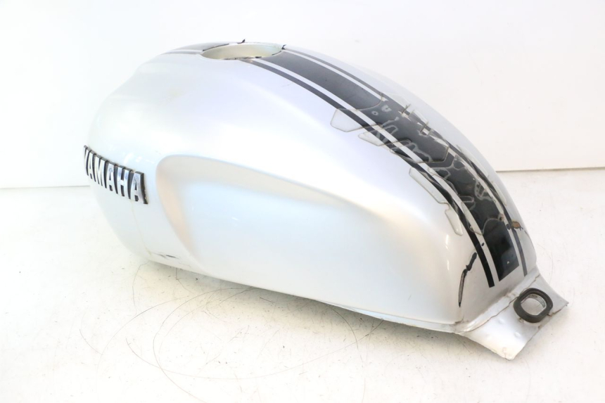 photo de RESERVATÓRIO DE COMBUSTÍVEL YAMAHA XJR 1300 (1998 - 2002) - Detalhe da peça