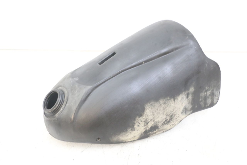 photo de RESERVATÓRIO DE COMBUSTÍVEL PEUGEOT XP6 50 (1997 - 2003) - Pontos de fixação