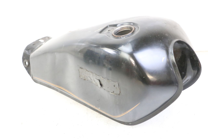 photo de RESERVATÓRIO DE COMBUSTÍVEL YAMAHA SR 125 (1982 - 2003) - Estado da superfície