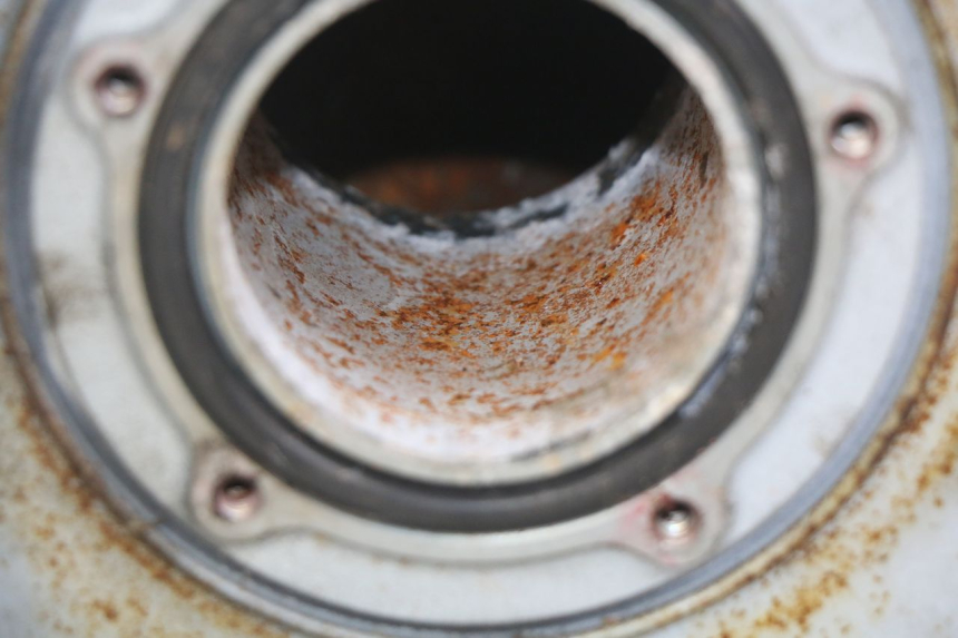 photo de RESERVATÓRIO DE COMBUSTÍVEL KAWASAKI Z 750 (2007 - 2013) - Pontos de fixação