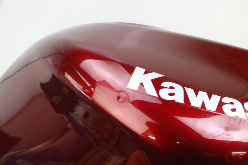 photo de RESERVATÓRIO DE COMBUSTÍVEL KAWASAKI ZR 7 750 (1999 - 2004) - Detalhe da peça