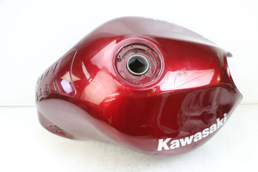 photo de RESERVATÓRIO DE COMBUSTÍVEL KAWASAKI ZR 7 750 (1999 - 2004) - Ampliação dos componentes