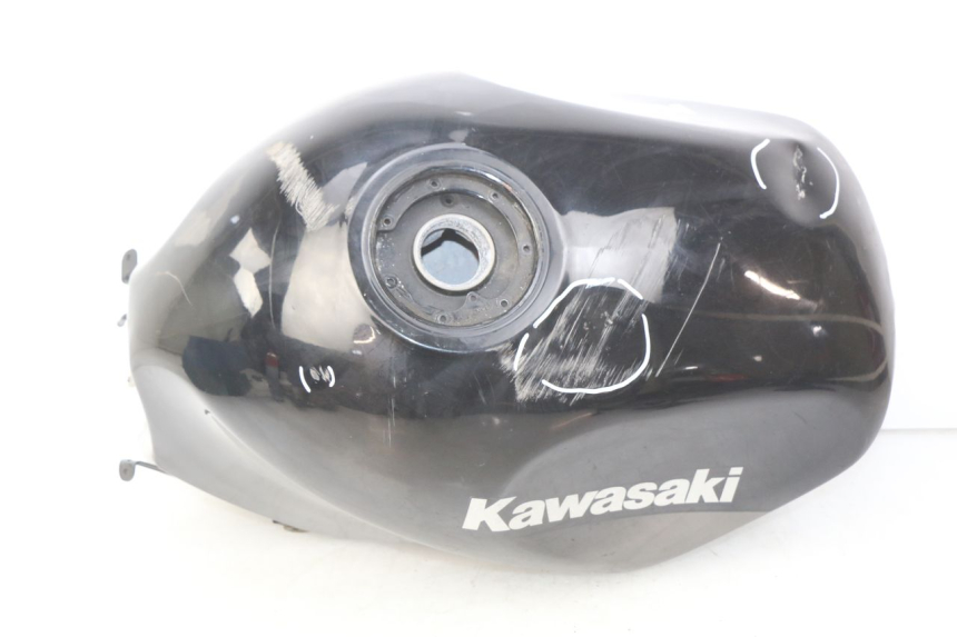 photo de RESERVATÓRIO DE COMBUSTÍVEL KAWASAKI ZZR 600 (1995 - 2004) - Vista principal