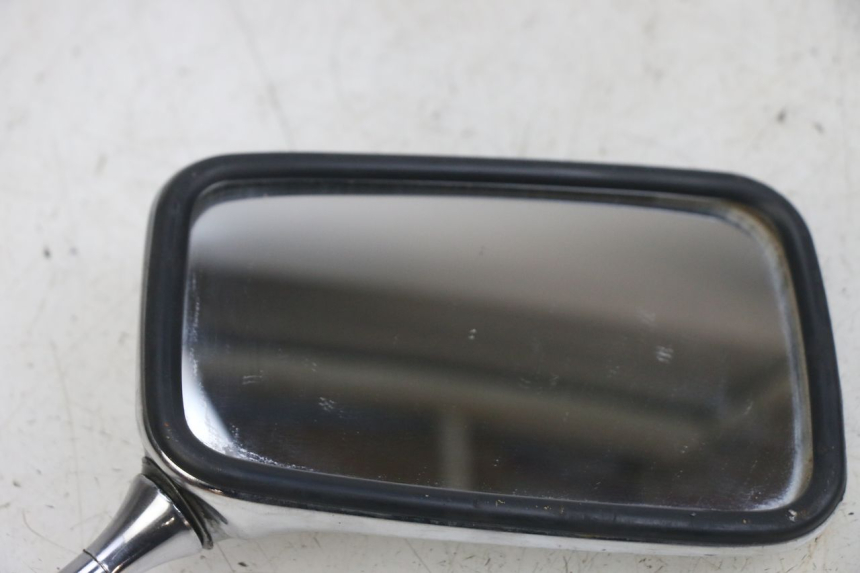 photo de ESPELHO RETROVISOR DIREITO HONDA CA REBEL 125 (1995 - 2001) - Detalhe da peça