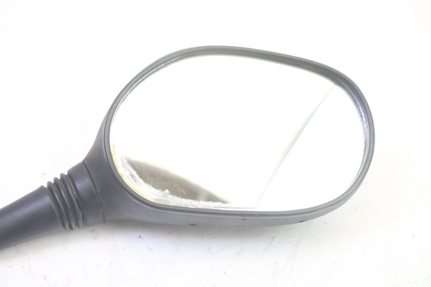 photo de ESPELHO RETROVISOR DIREITO PIAGGIO MP3 125 (2006 - 2014) - Zoom do estado de desgaste