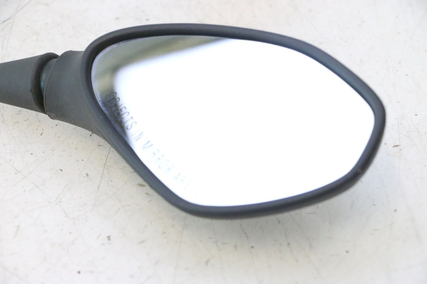 photo de ESPELHO RETROVISOR DIREITO PIAGGIO MP3 500 (2016 - 2018) - Detalhes característicos