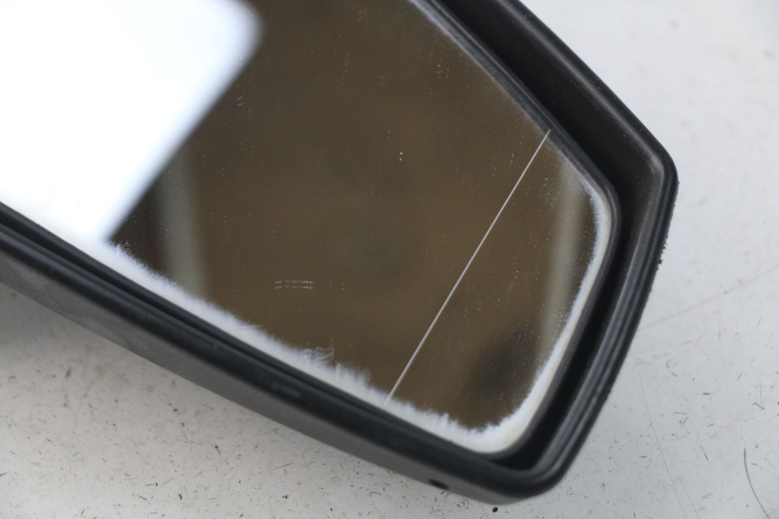 photo de ESPELHO RETROVISOR DIREITO PEUGEOT SATELIS 300 (2012 - 2015) - Zoom do estado de desgaste