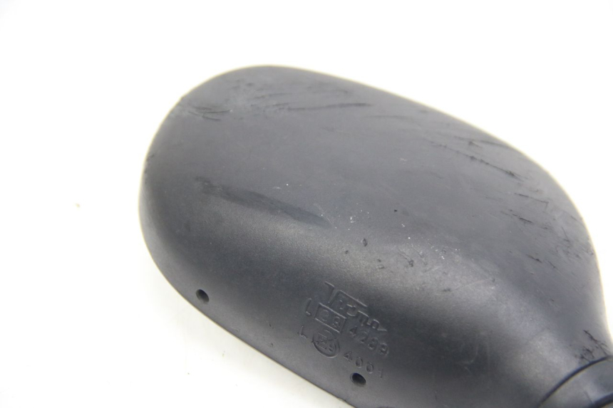 photo de ESPELHO RETROVISOR DIREITO SUZUKI SIXTEEN 125 (2008 - 2010) - Zoom do estado de desgaste