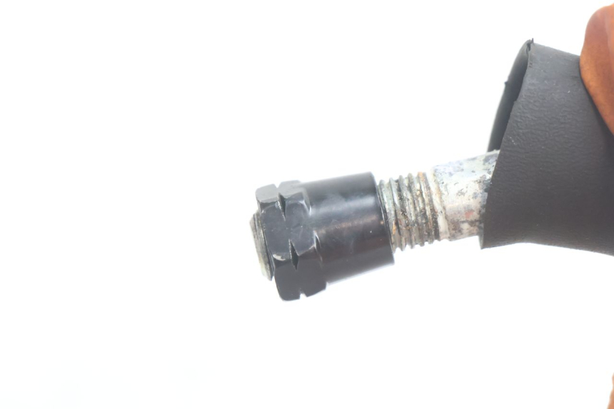 photo de ESPELHO RETROVISOR DIREITO YAMAHA X-MAX XMAX 125 (2010 - 2013) - Zoom do estado de desgaste