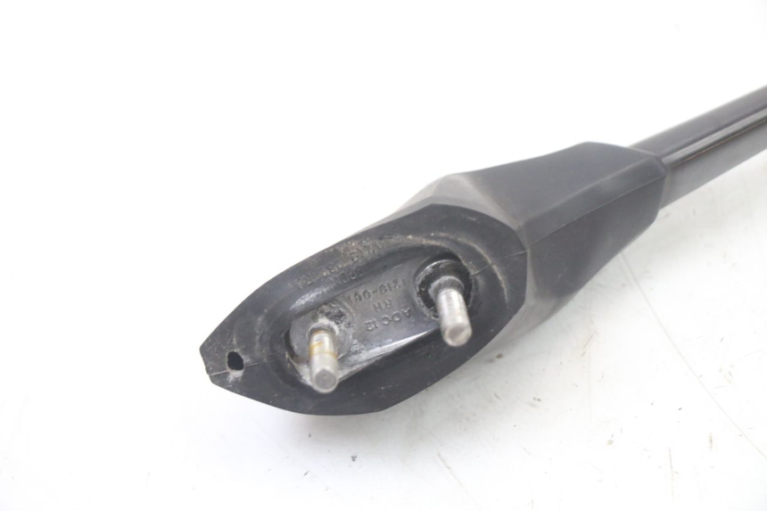 photo de ESPELHO RETROVISOR DIREITO YAMAHA FZS FAZER 600 (2001 - 2003) - Detalhe da peça