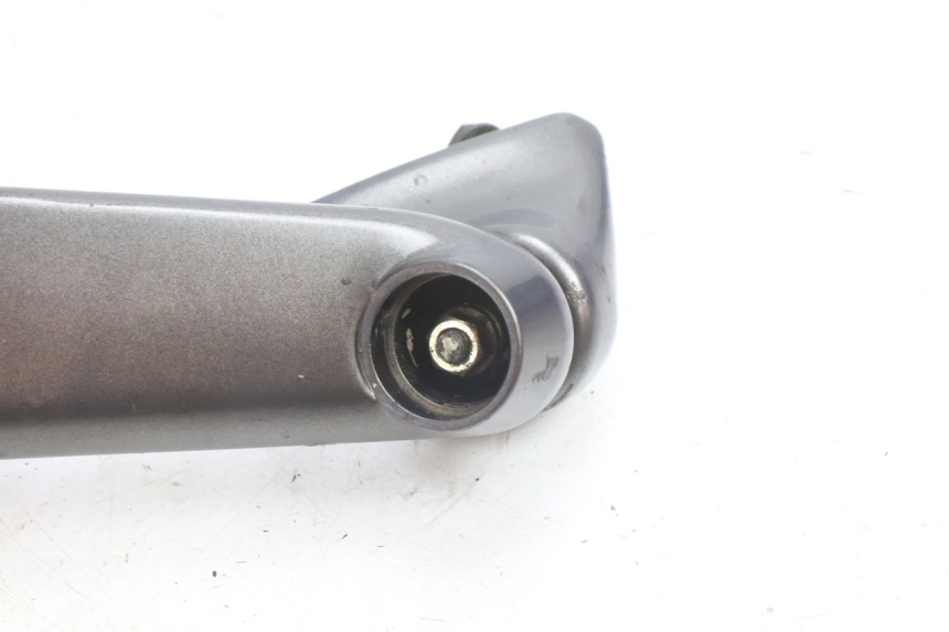 photo de ESPELHO RETROVISOR DIREITO KAWASAKI ZZR 600 (1995 - 2004) - Pontos de fixação