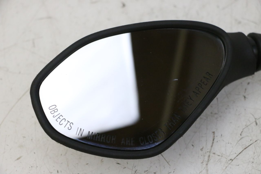 photo de ESPELHO RETROVISOR ESQUERDO PIAGGIO MP3 HPE 310 (2024 - 2025) - Estado da superfície