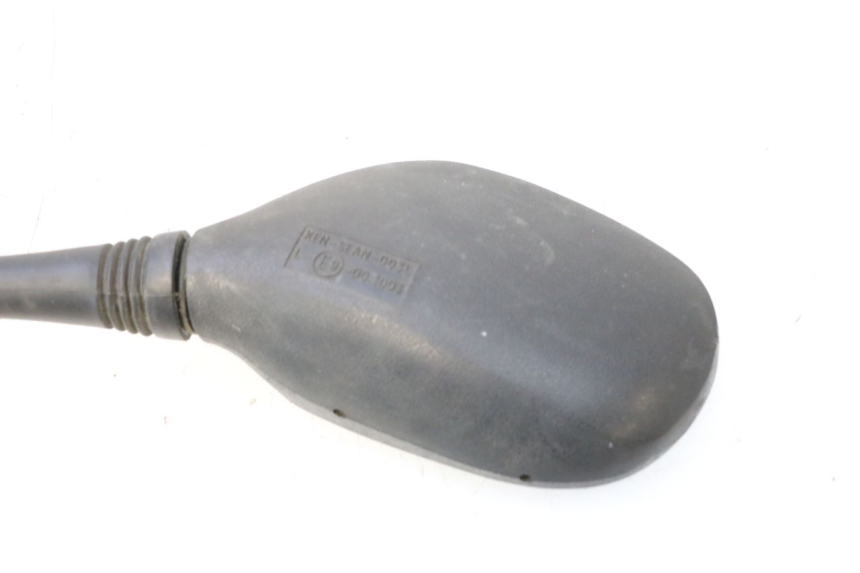 photo de ESPELHO RETROVISOR ESQUERDO PIAGGIO MP3 125 (2006 - 2014) - Pontos de fixação