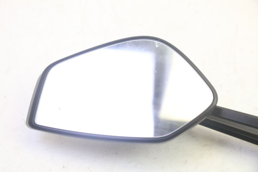 photo de ESPELHO RETROVISOR ESQUERDO BMW R GS 1250 (2021 - 2024) - Detalhe da peça