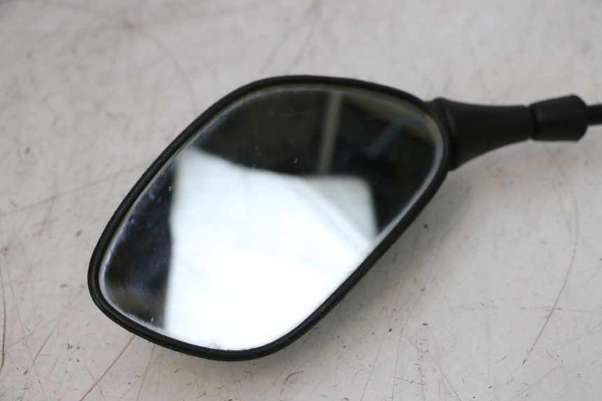 photo de ESPELHO RETROVISOR ESQUERDO PEUGEOT SATELIS COMPRESSOR K15 125 (2006 - 2009) - Detalhe da peça