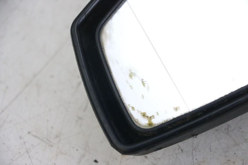 photo de ESPELHO ESQUERDO PEUGEOT SATELIS 125 (2006 - 2009) - Pontos de fixação