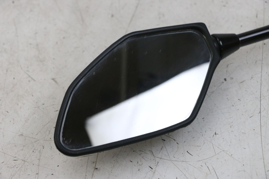 photo de ESPELHO ESQUERDO YAMAHA XMAX X-MAX ABS 125 (2017 - 2020) - Detalhe da peça