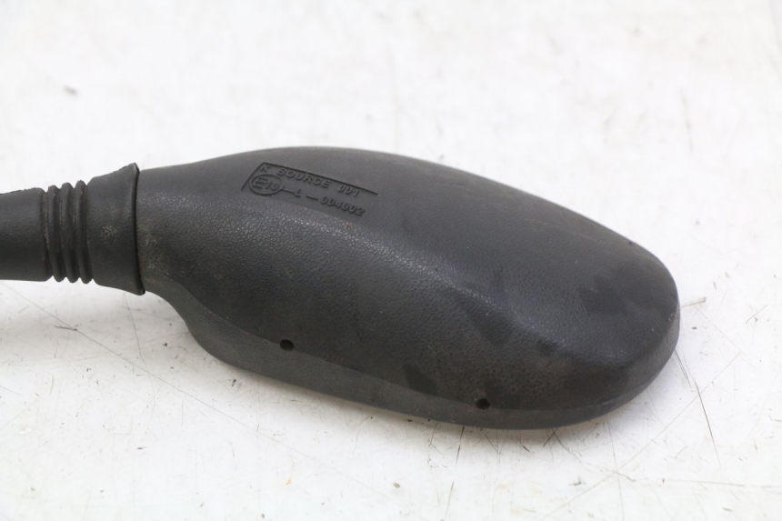 photo de ESPELHO RETROVISOR ESQUERDO YAMAHA XMAX X-MAX 125 (2006 - 2009) - Zoom do estado de desgaste