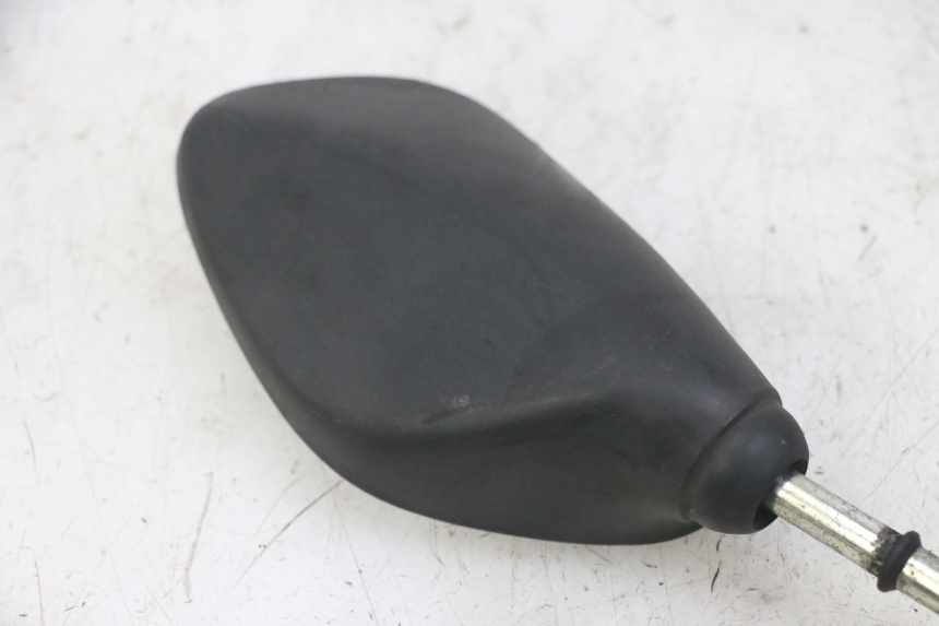 photo de ESPELHO RETROVISOR ESQUERDO YAMAHA X-MAX XMAX 125 (2010 - 2013) - Zoom do estado de desgaste