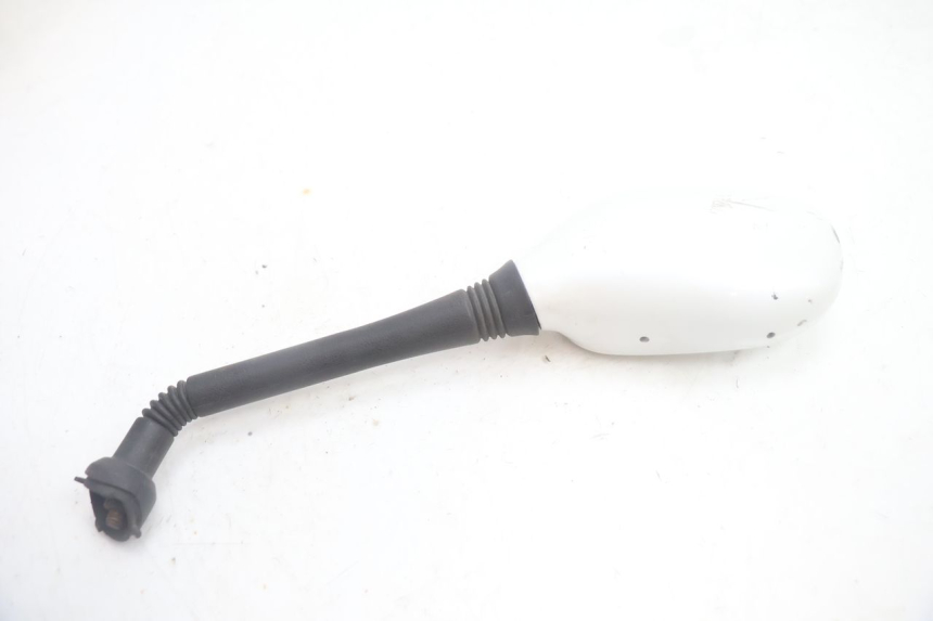 photo de ESPELHO RETROVISOR ESQUERDO YAMAHA XMAX X-MAX 125 (2006 - 2009) - Pontos de fixação