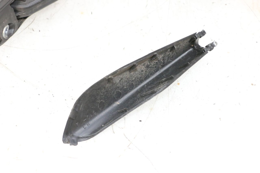 photo de ESPELHO RETROVISOR ESQUERDO PIAGGIO X8 125 (2004 - 2007) - Ângulo alternativo