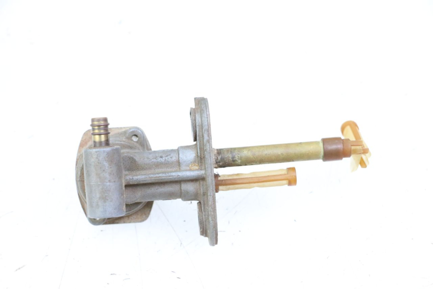 photo de TORNEIRA DO RESERVATÓRIO YAMAHA PW 80 (1983 - 2014) - Ampliação técnica